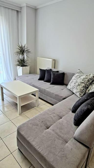 Ivanna Apartment เนอามูดาเนีย ภายนอก รูปภาพ